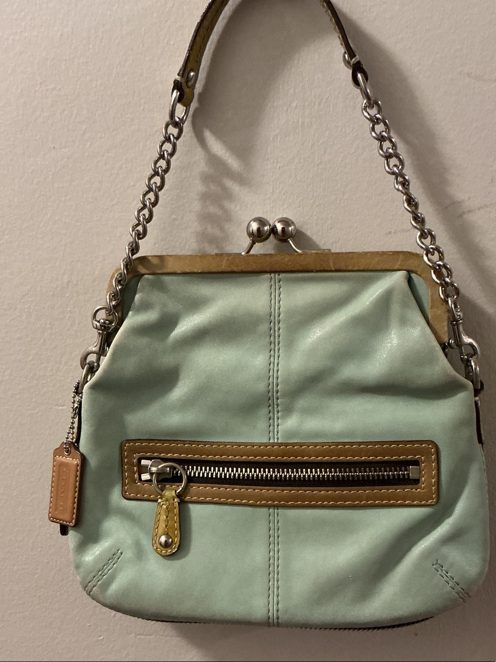 Coach Bonnie kisslock Mint Green Leather Frame-Top Shoulder Bag with Tan Trim